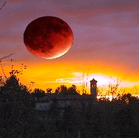 Aspettando la luna rossa a San Giorgio